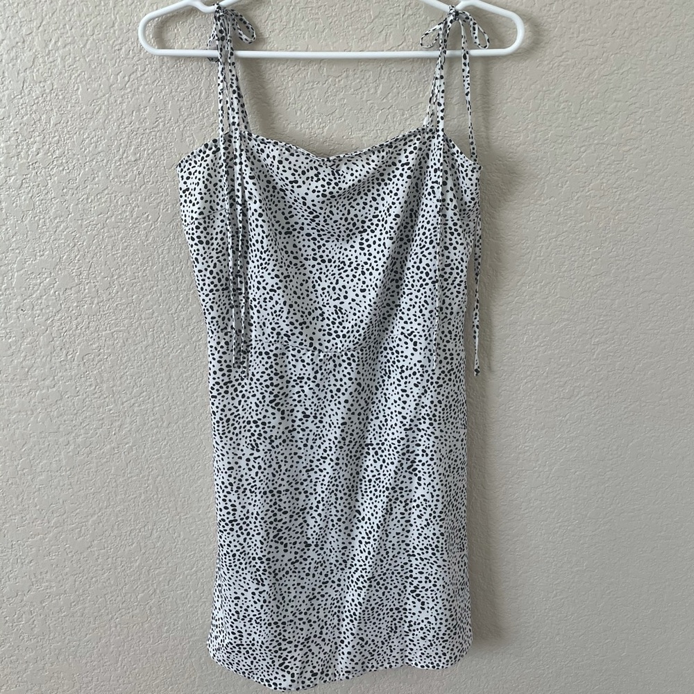 SPOTTED BLACK AND WHITE SUMMER DRESS